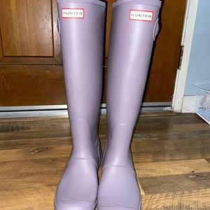 Hunter women’s tall boots size 8 Lilac purple